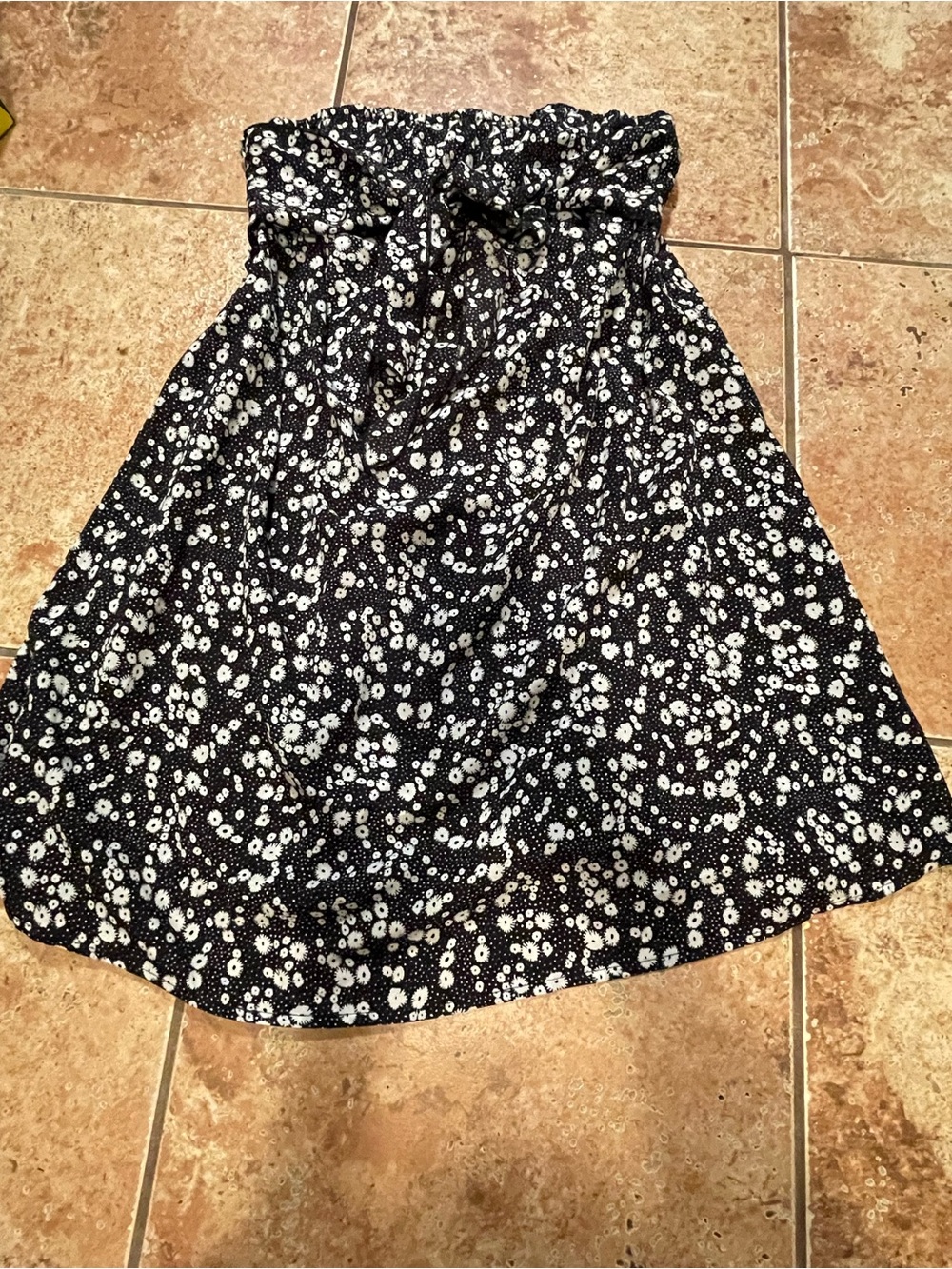 SHEIN Curve Black/White Floral Strapless Smocked Ruffle Sundress: Size 0XL